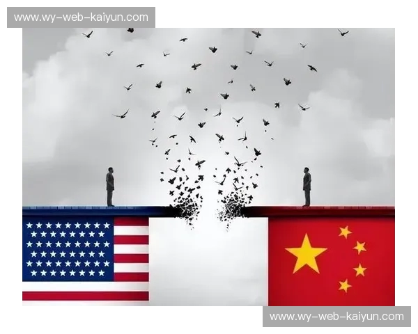 优雅与张狂的世纪博弈：当法式浪漫撞上美式野心，谁才是你灵魂的终极归宿？